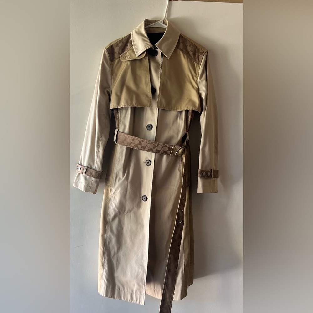 Coach Beige and Brown Trench Coat 🍁🍂